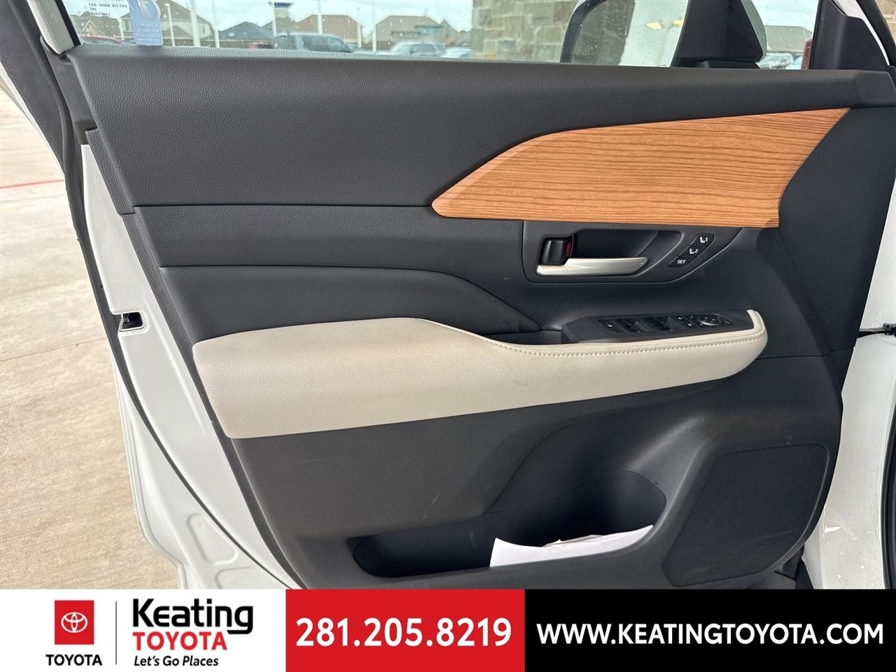 Toyota Grand Highlander Hybrid Limited AWD 2025