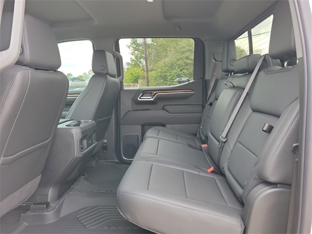 Chevrolet Silverado 1500 RST Crew Cab 4WD 2026