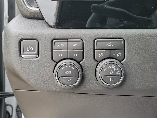 Chevrolet Silverado 1500 RST Crew Cab 4WD 2026