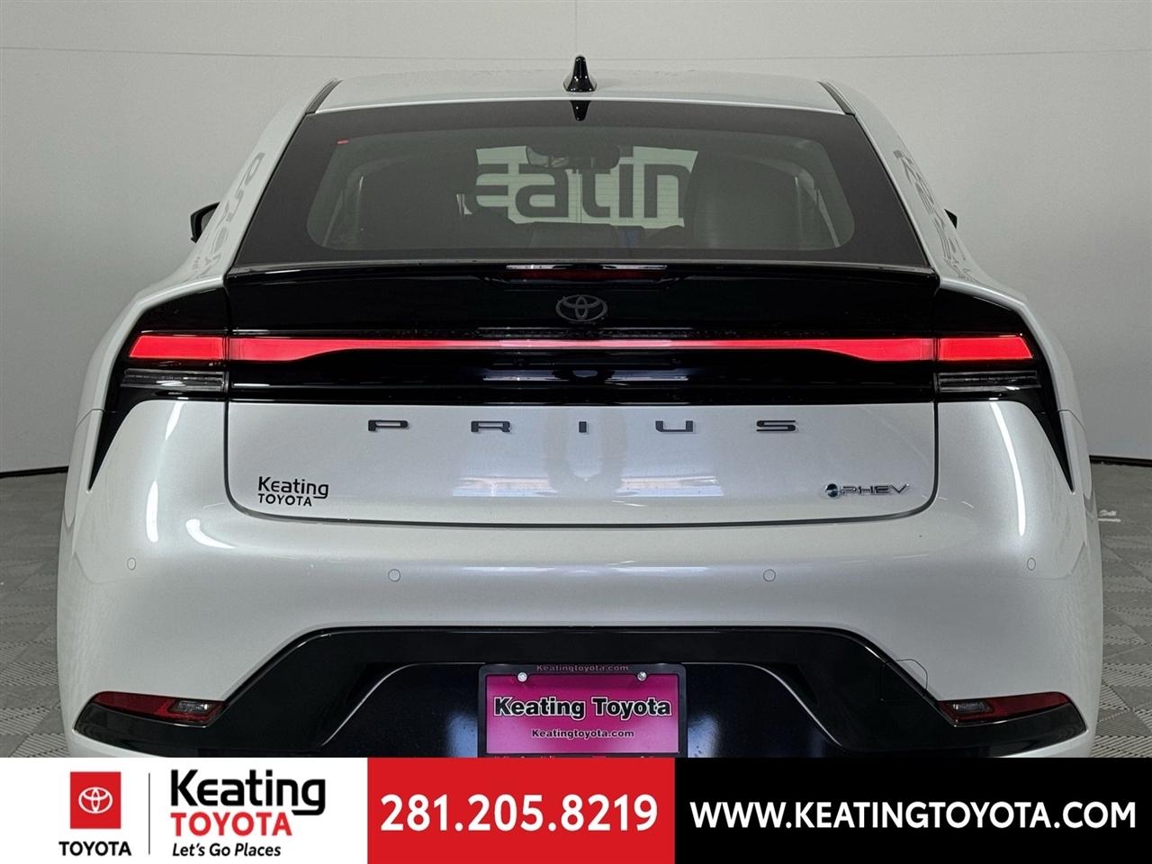 Toyota Prius LE 2026