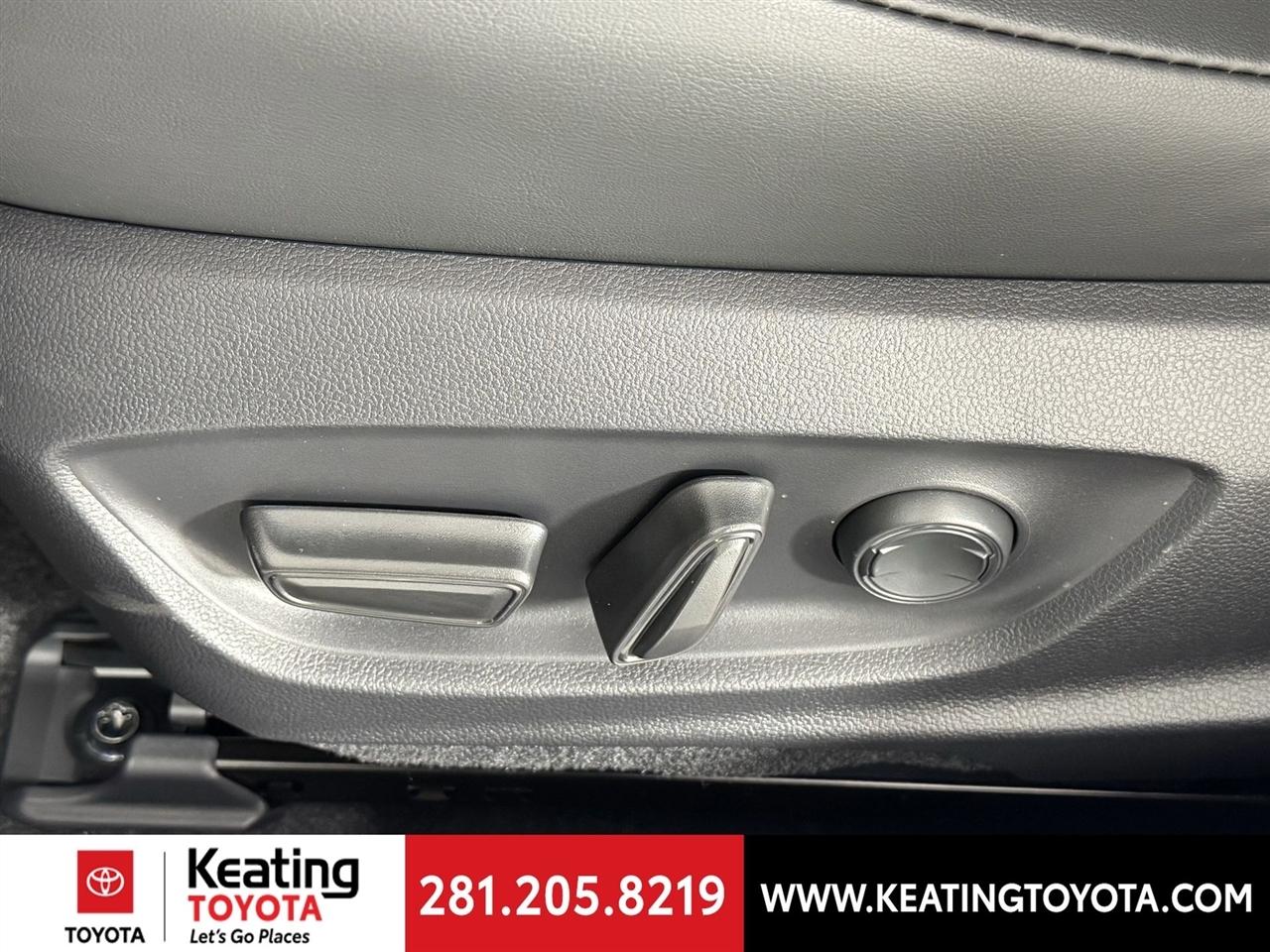 Toyota Prius LE 2026