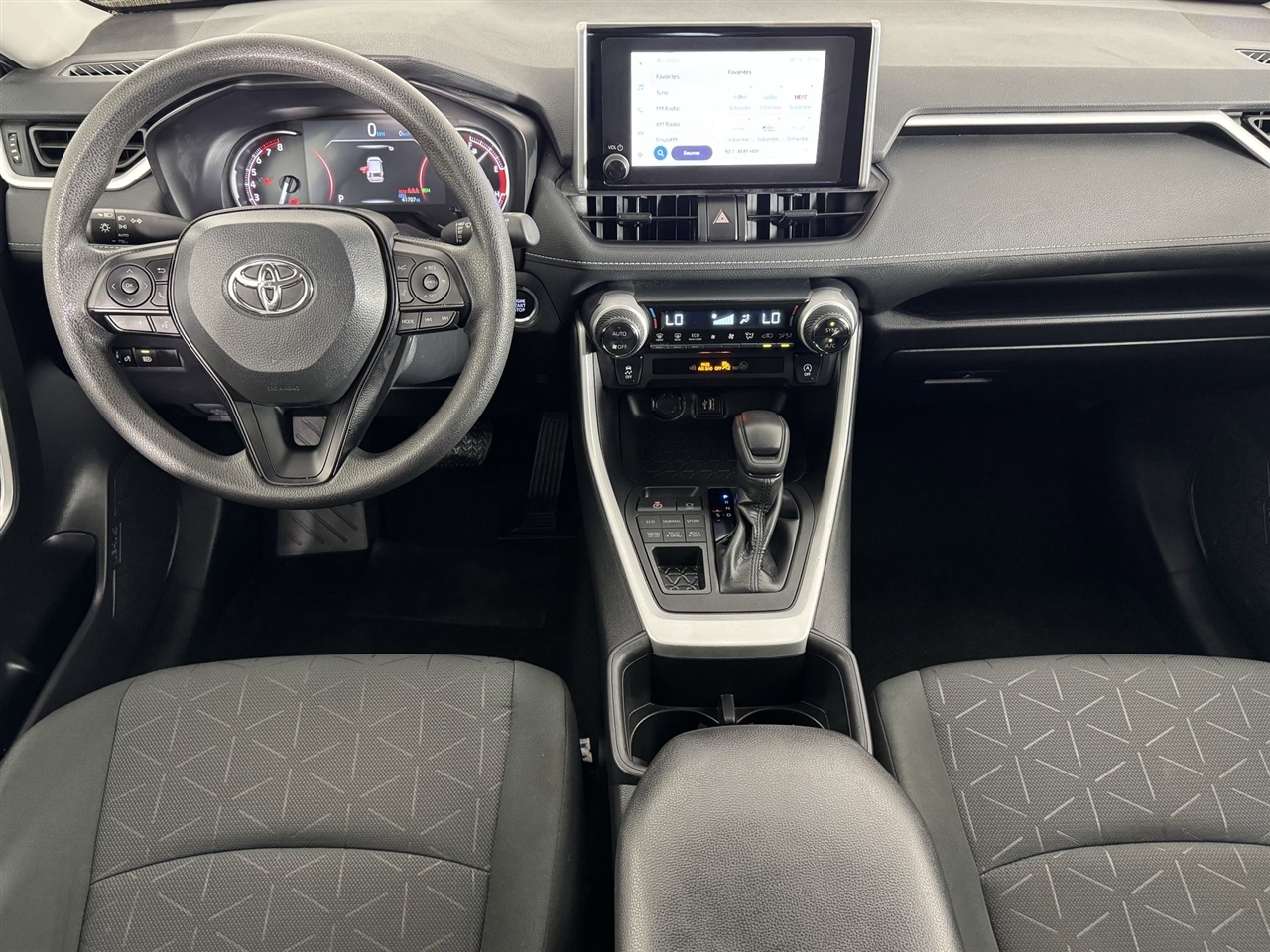 Toyota RAV4 XLE AWD 2024 Toyota RAV4 XLE AWD 2024