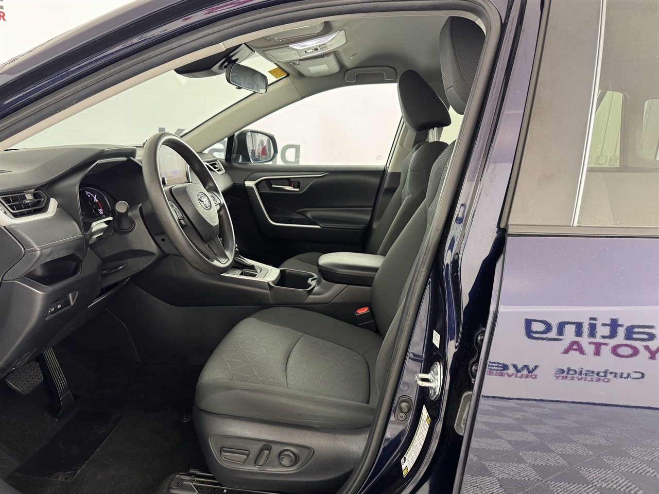 Toyota RAV4 XLE AWD 2024 Toyota RAV4 XLE AWD 2024