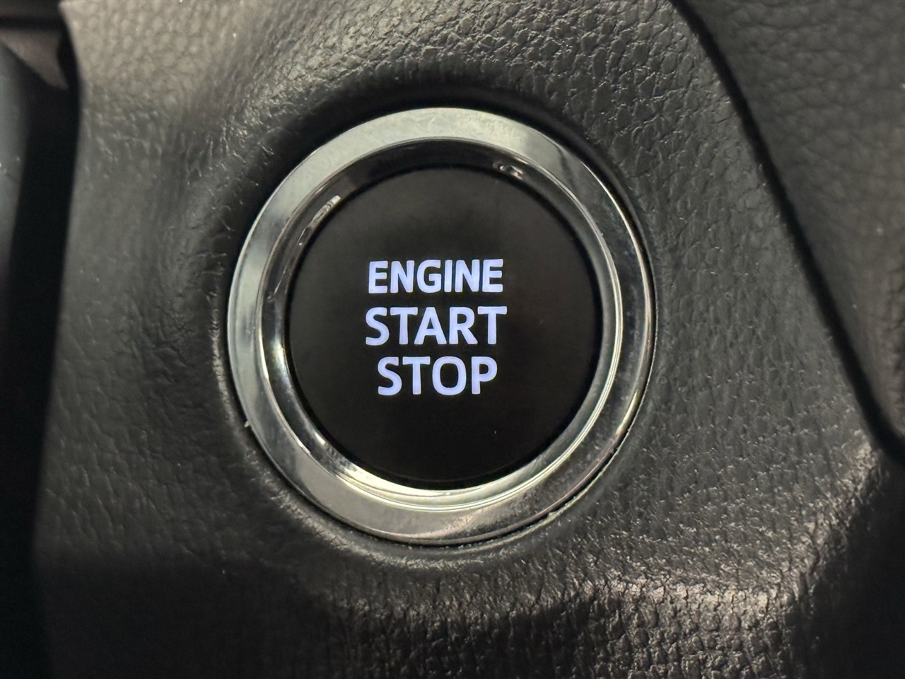 Toyota RAV4 XLE AWD 2024 Toyota RAV4 XLE AWD 2024