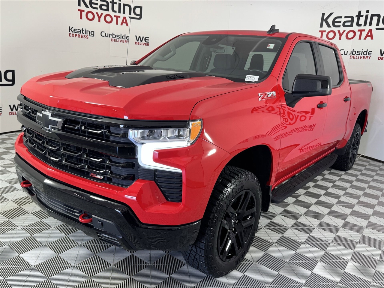 Chevrolet Silverado 1500 Trail Boss LT Crew Cab 4WD 2023 Chevrolet Silverado 1500 Trail Boss LT Crew Cab 4WD 2023