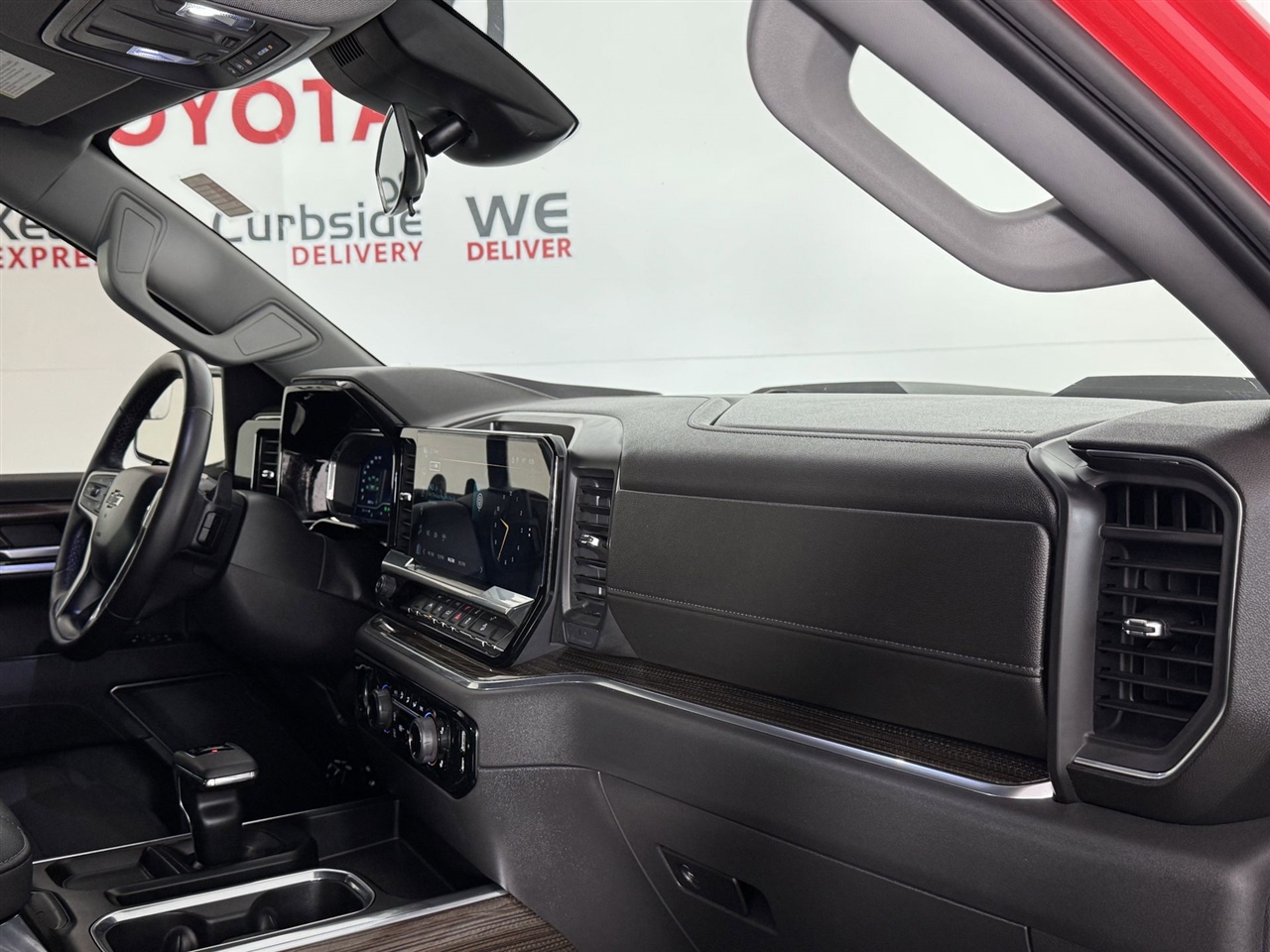 Chevrolet Silverado 1500 Trail Boss LT Crew Cab 4WD 2023 Chevrolet Silverado 1500 Trail Boss LT Crew Cab 4WD 2023