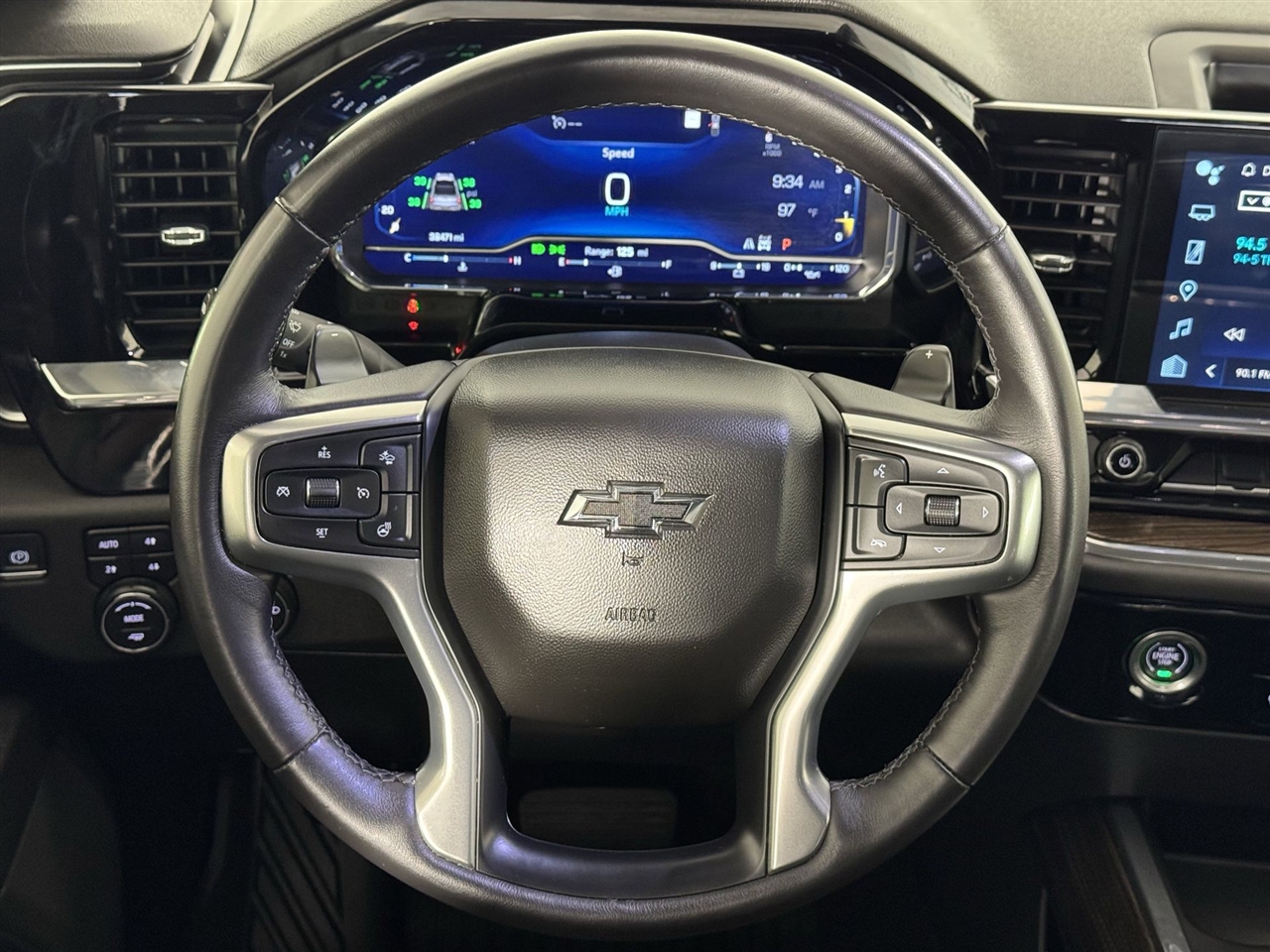 Chevrolet Silverado 1500 Trail Boss LT Crew Cab 4WD 2023 Chevrolet Silverado 1500 Trail Boss LT Crew Cab 4WD 2023