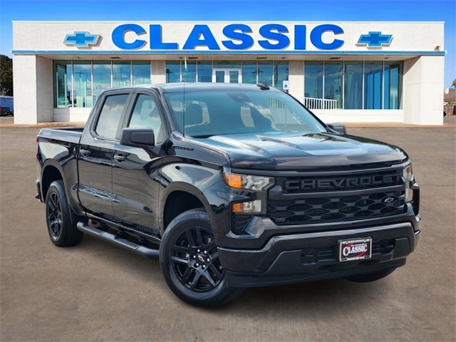 Chevrolet Silverado 1500 Custom Crew Cab 4WD 2023 Chevrolet Silverado 1500 Custom Crew Cab 4WD 2023