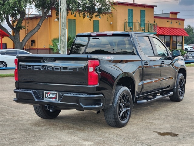 Chevrolet Silverado 1500 Custom Crew Cab 4WD 2023 Chevrolet Silverado 1500 Custom Crew Cab 4WD 2023