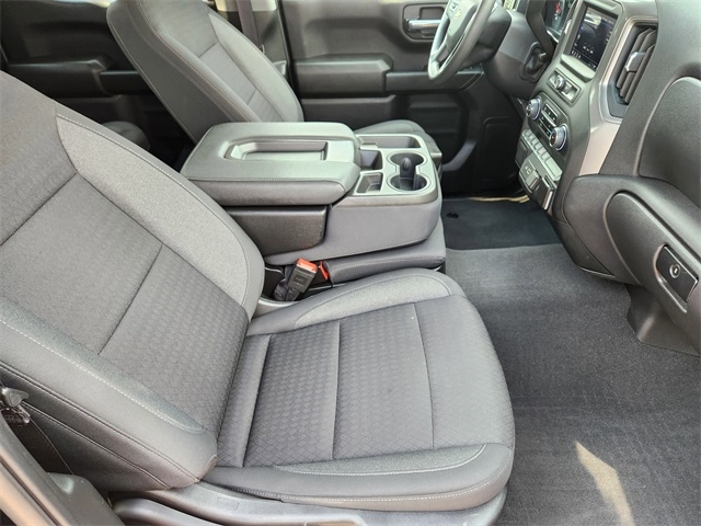 Chevrolet Silverado 1500 Custom Crew Cab 4WD 2023 Chevrolet Silverado 1500 Custom Crew Cab 4WD 2023