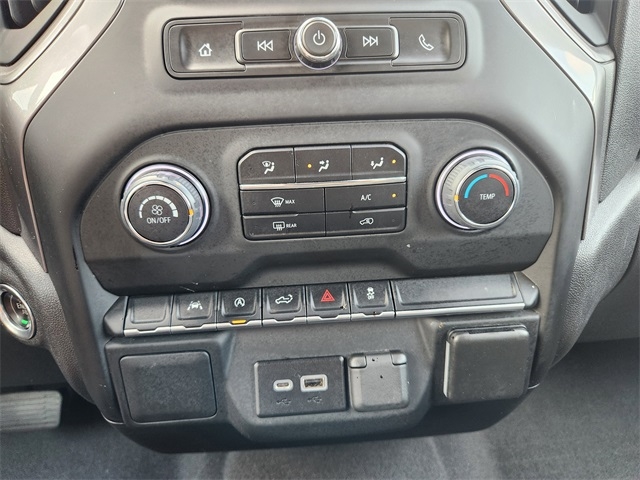 Chevrolet Silverado 1500 Custom Crew Cab 4WD 2023 Chevrolet Silverado 1500 Custom Crew Cab 4WD 2023