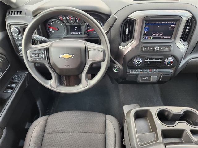 Chevrolet Silverado 1500 Custom Crew Cab 4WD 2023 Chevrolet Silverado 1500 Custom Crew Cab 4WD 2023