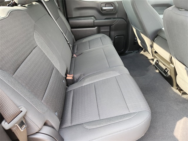 Chevrolet Silverado 1500 Custom Crew Cab 4WD 2023 Chevrolet Silverado 1500 Custom Crew Cab 4WD 2023