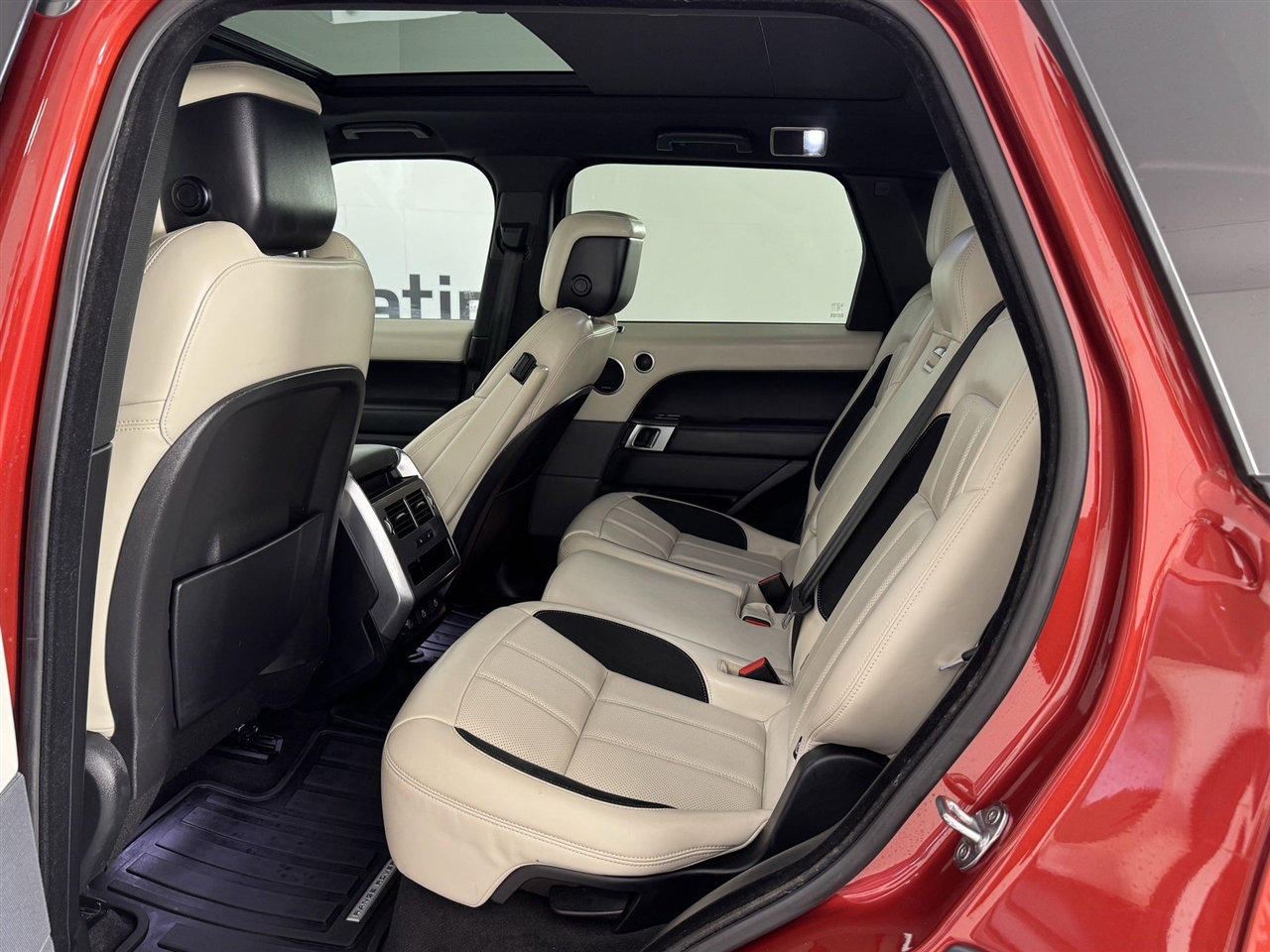 Land Rover Range Rover Sport P525 HSE Dynamic 2022 Land Rover Range Rover Sport P525 HSE Dynamic 2022