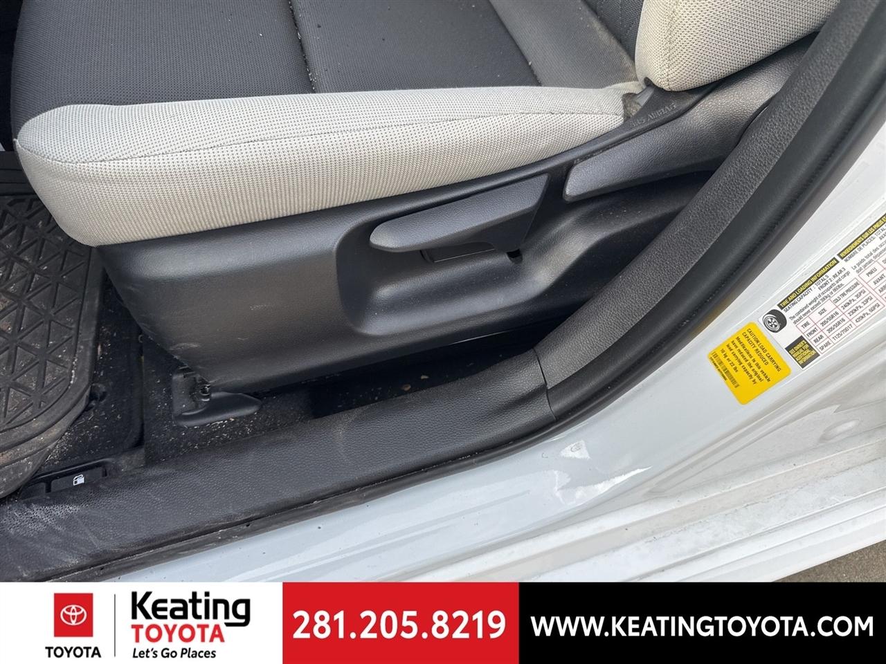 Toyota Corolla LE 2025