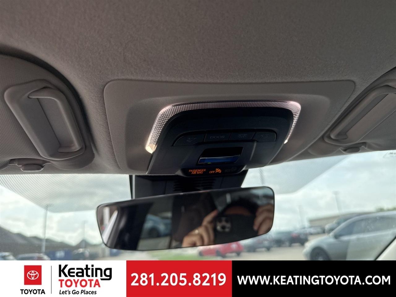 Toyota Corolla LE 2025