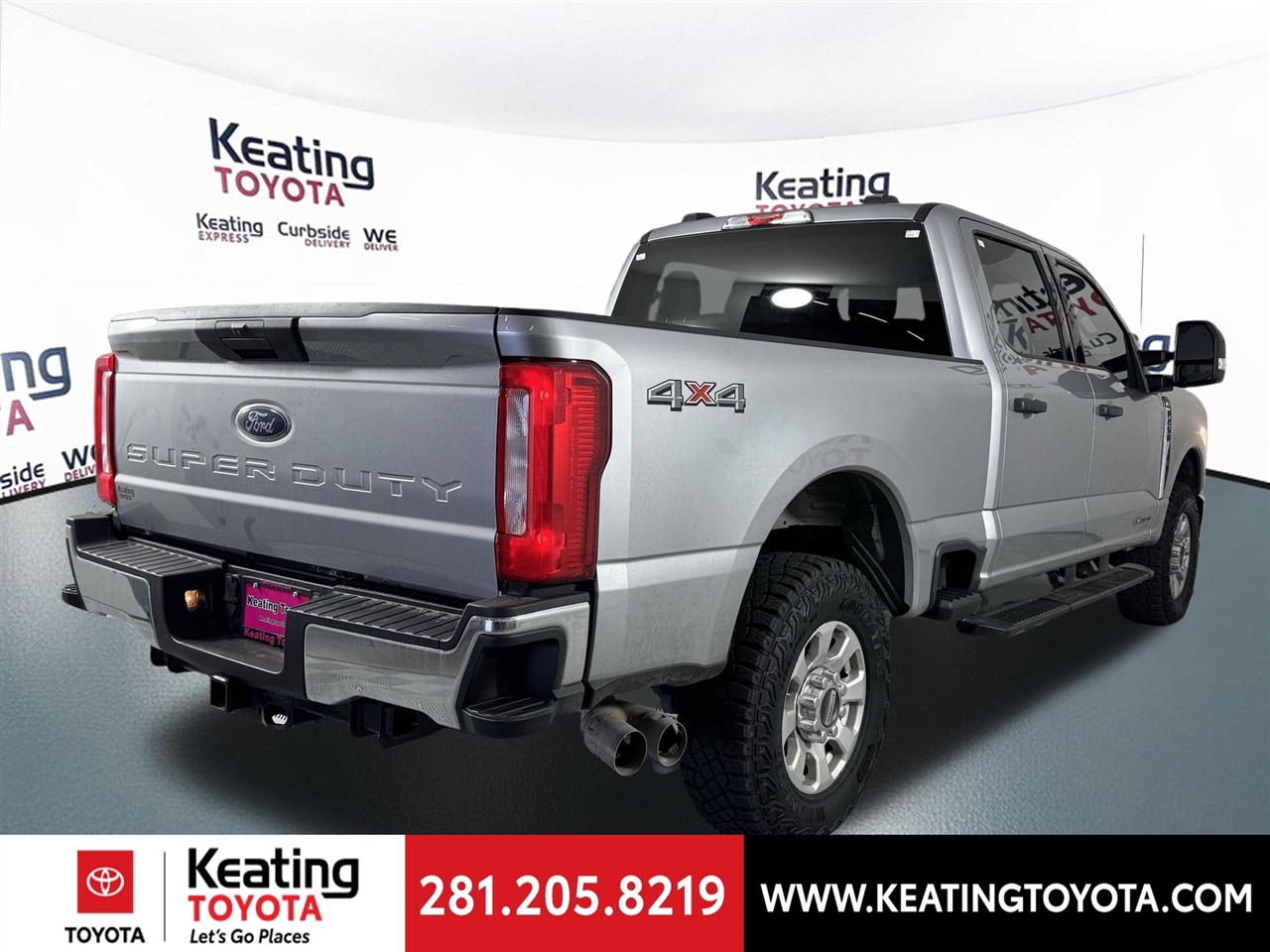 Ford F-250 SD XLT Crew Cab 4WD 2024