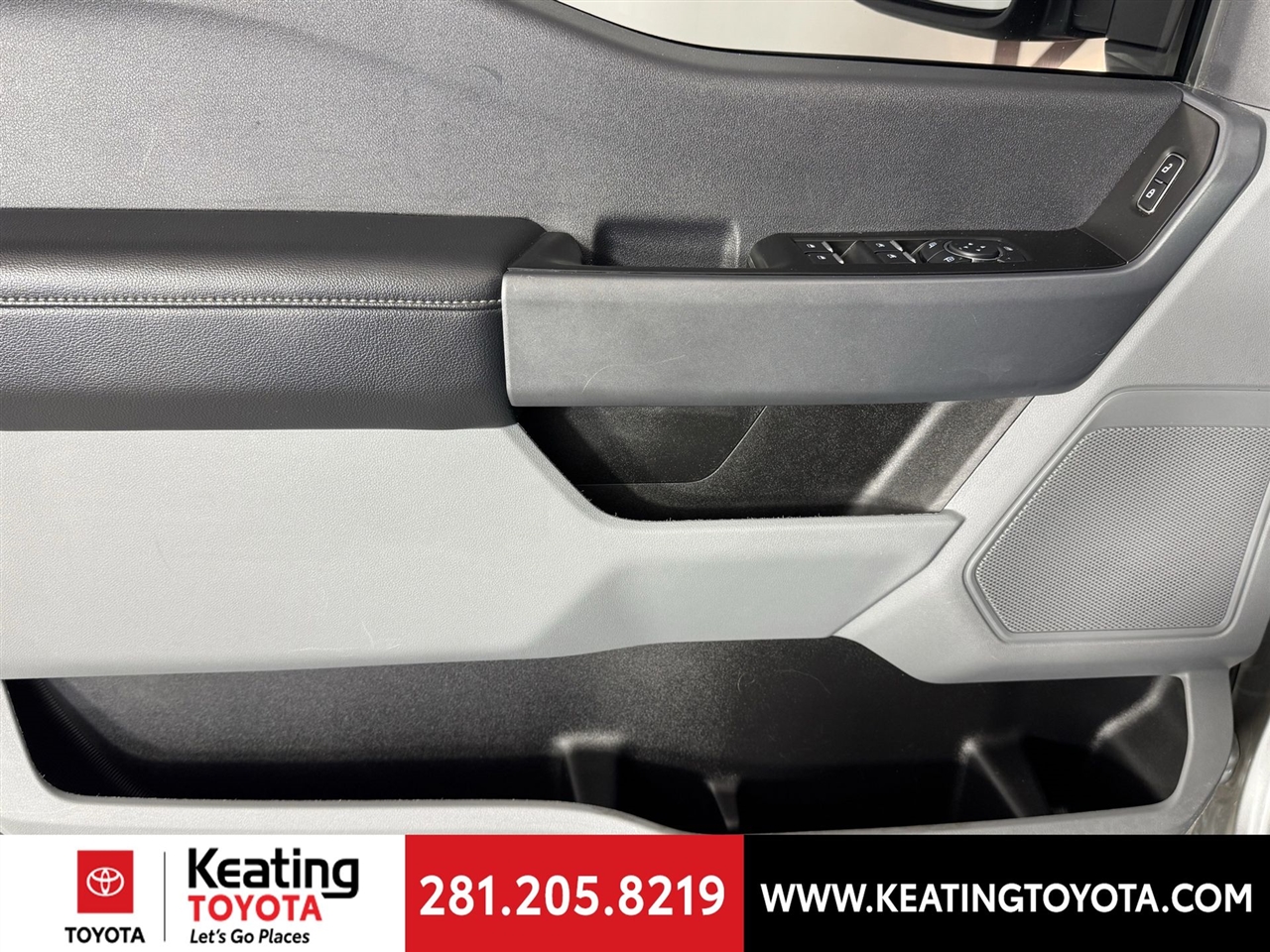 Ford F-250 SD XLT Crew Cab 4WD 2024