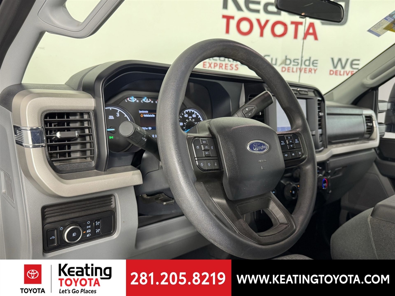 Ford F-250 SD XLT Crew Cab 4WD 2024