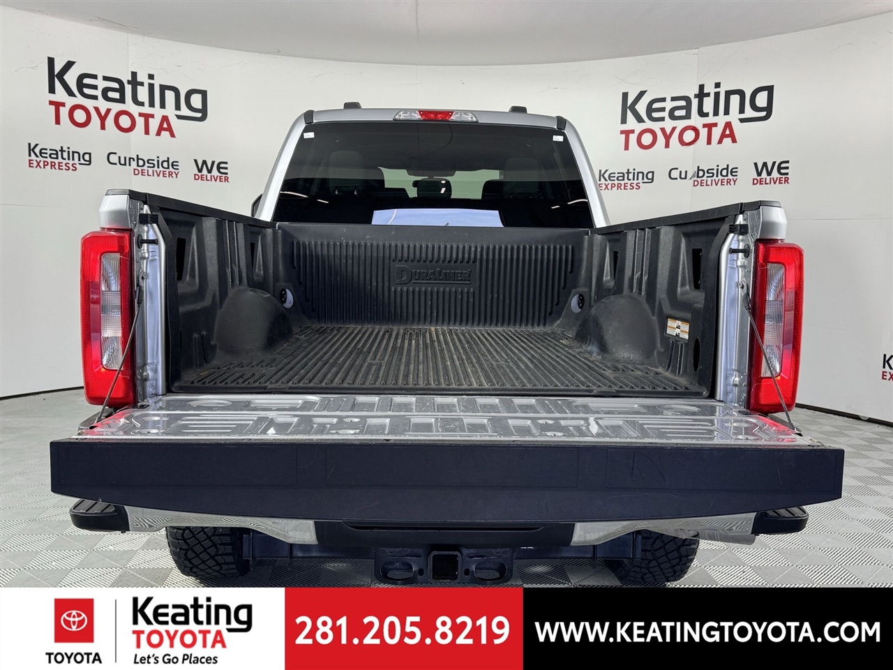 Ford F-250 SD XLT Crew Cab 4WD 2024