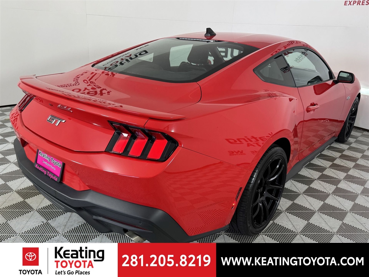 Ford Mustang GT Premium Coupe 2024