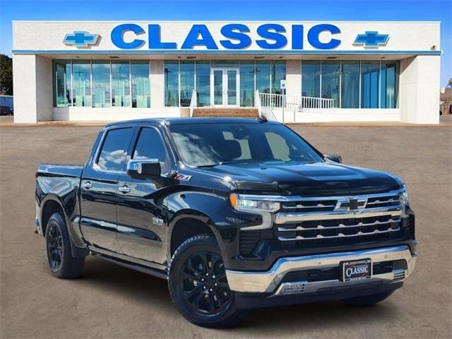Chevrolet Silverado 1500 LTZ Crew Cab 4WD 2023