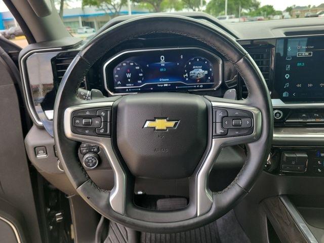 Chevrolet Silverado 1500 LTZ Crew Cab 4WD 2023