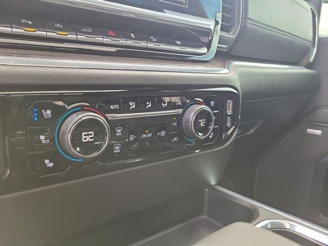 Chevrolet Silverado 1500 LTZ Crew Cab 4WD 2023