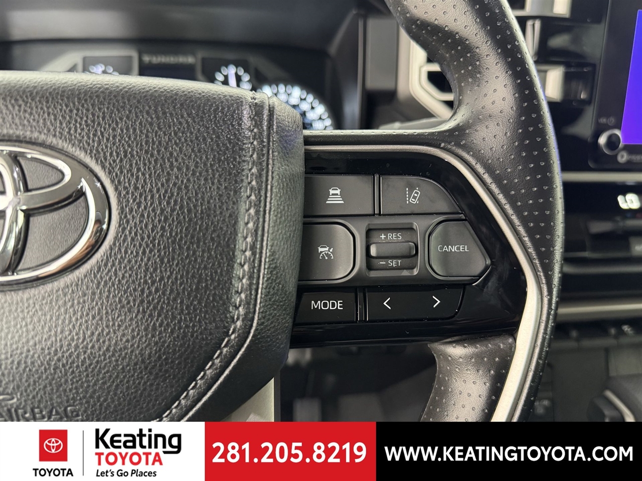 Toyota Tundra SR5 CrewMax 4WD 2024