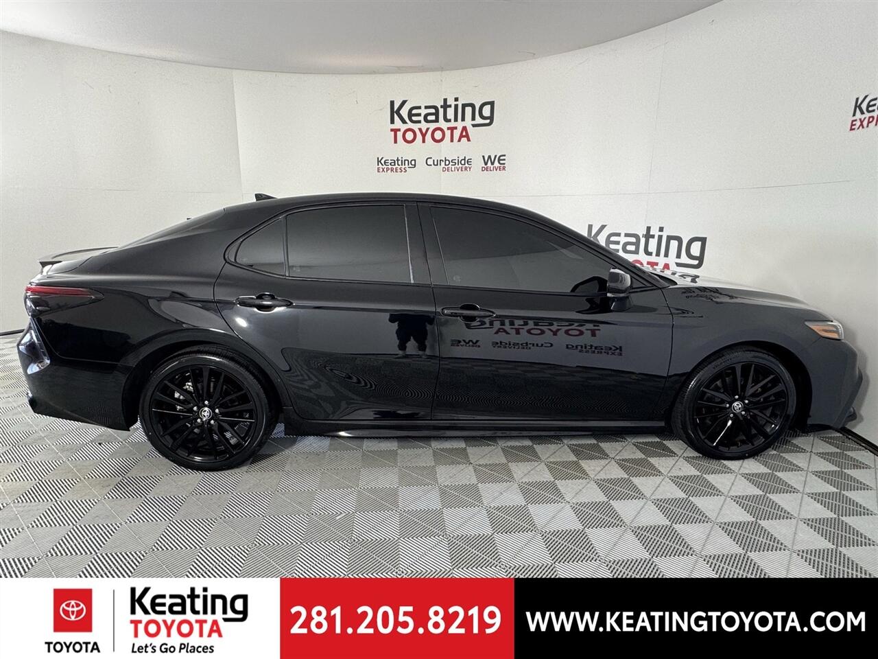 Toyota Camry Hybrid XSE 2024