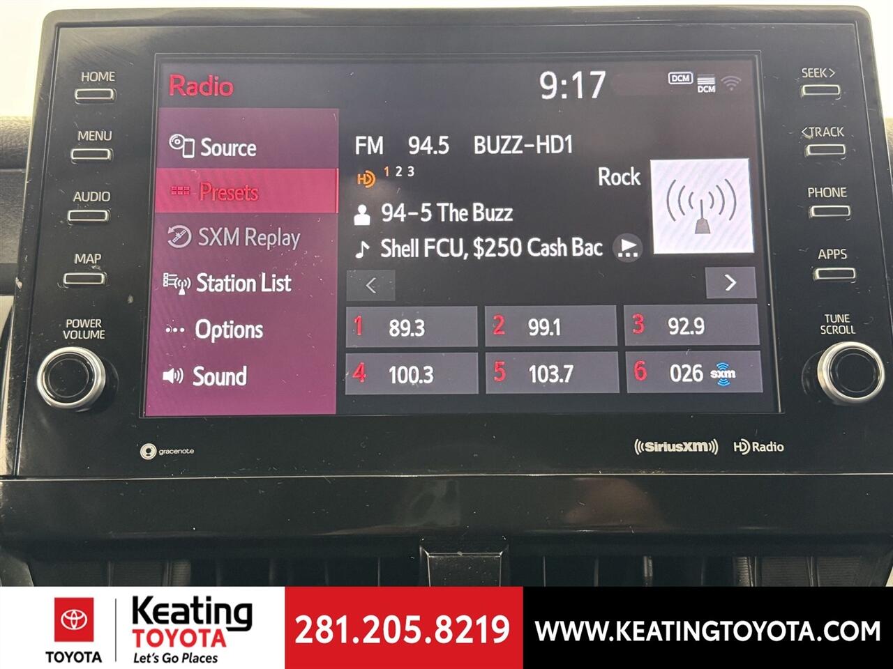 Toyota Camry Hybrid XSE 2024