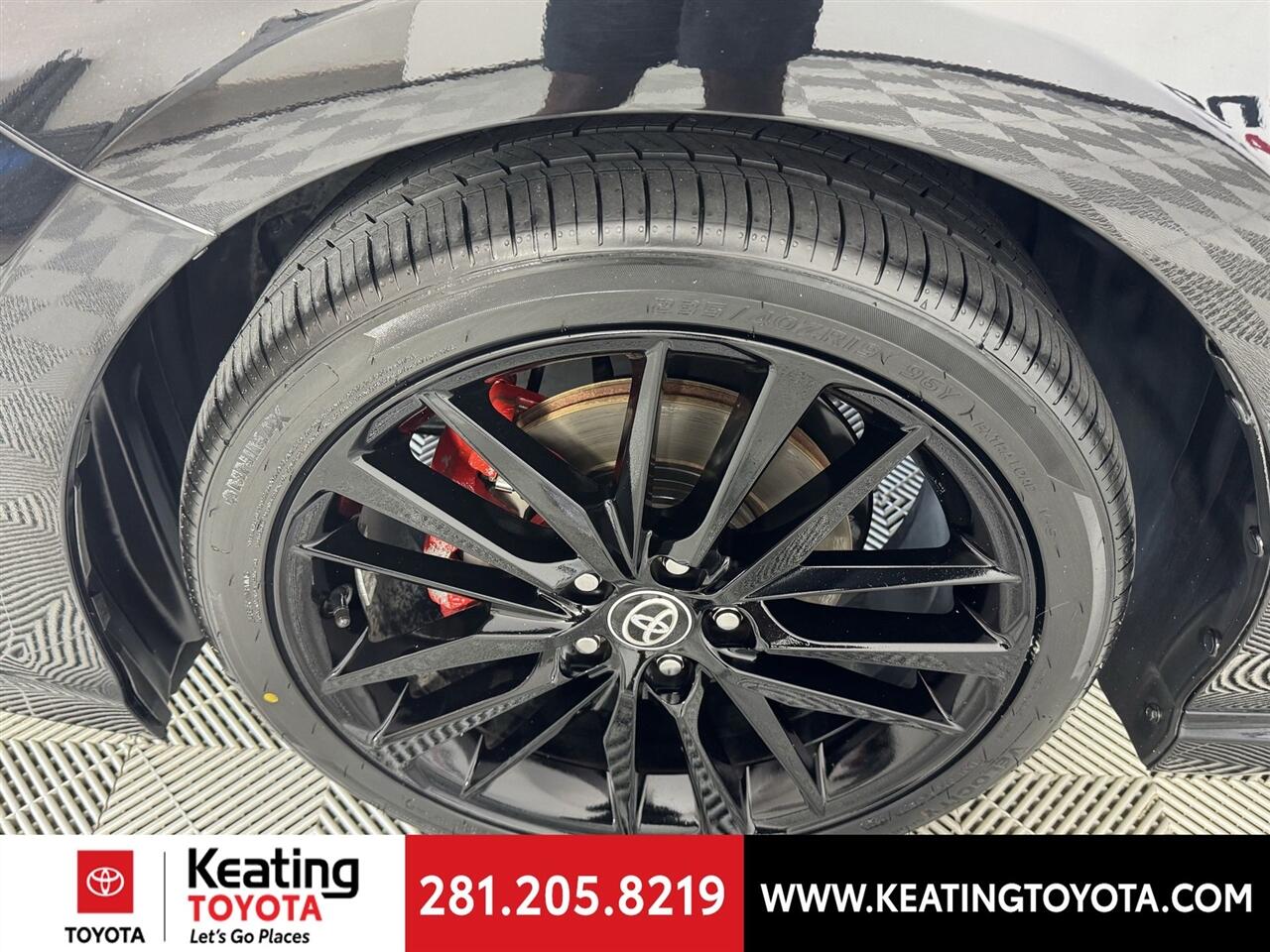 Toyota Camry Hybrid XSE 2024