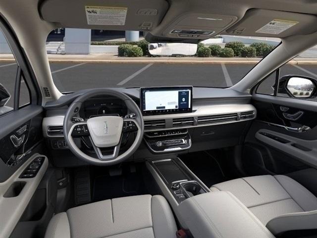 Lincoln Corsair Premiere 2026