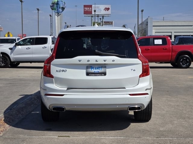 Volvo XC90 T6 Momentum AWD 2016 Volvo XC90 T6 Momentum AWD 2016