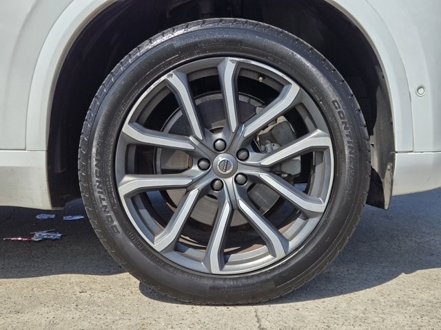 Volvo XC90 T6 Momentum AWD 2016 Volvo XC90 T6 Momentum AWD 2016