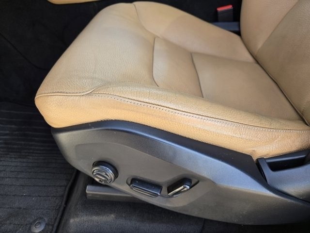 Volvo XC90 T6 Momentum AWD 2016 Volvo XC90 T6 Momentum AWD 2016