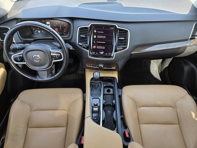 Volvo XC90 T6 Momentum AWD 2016 Volvo XC90 T6 Momentum AWD 2016