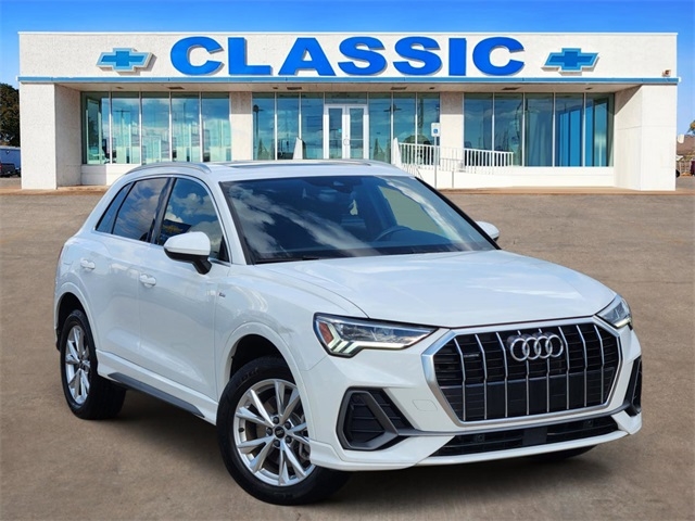 2023 Audi Q3 S line Premium quattro