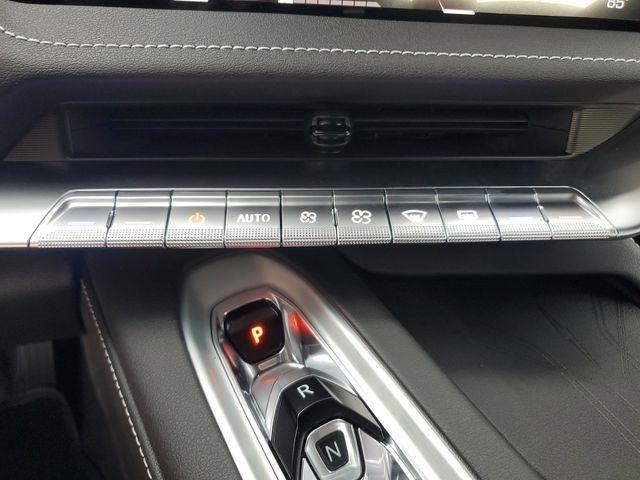 Chevrolet Corvette E-Ray Coupe AWD w/1LZ 2026