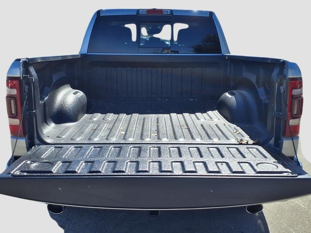 RAM 1500 Laramie Crew Cab LWB 2WD 2022