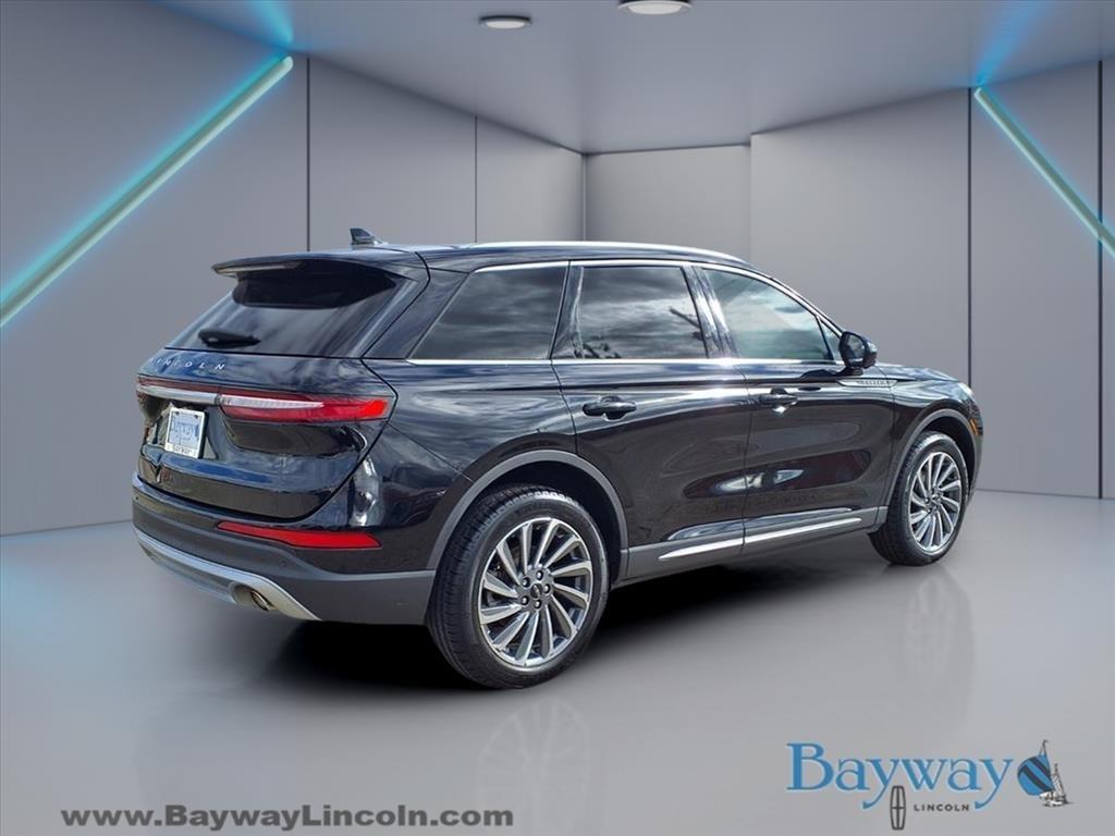 Lincoln Corsair Reserve AWD 2024