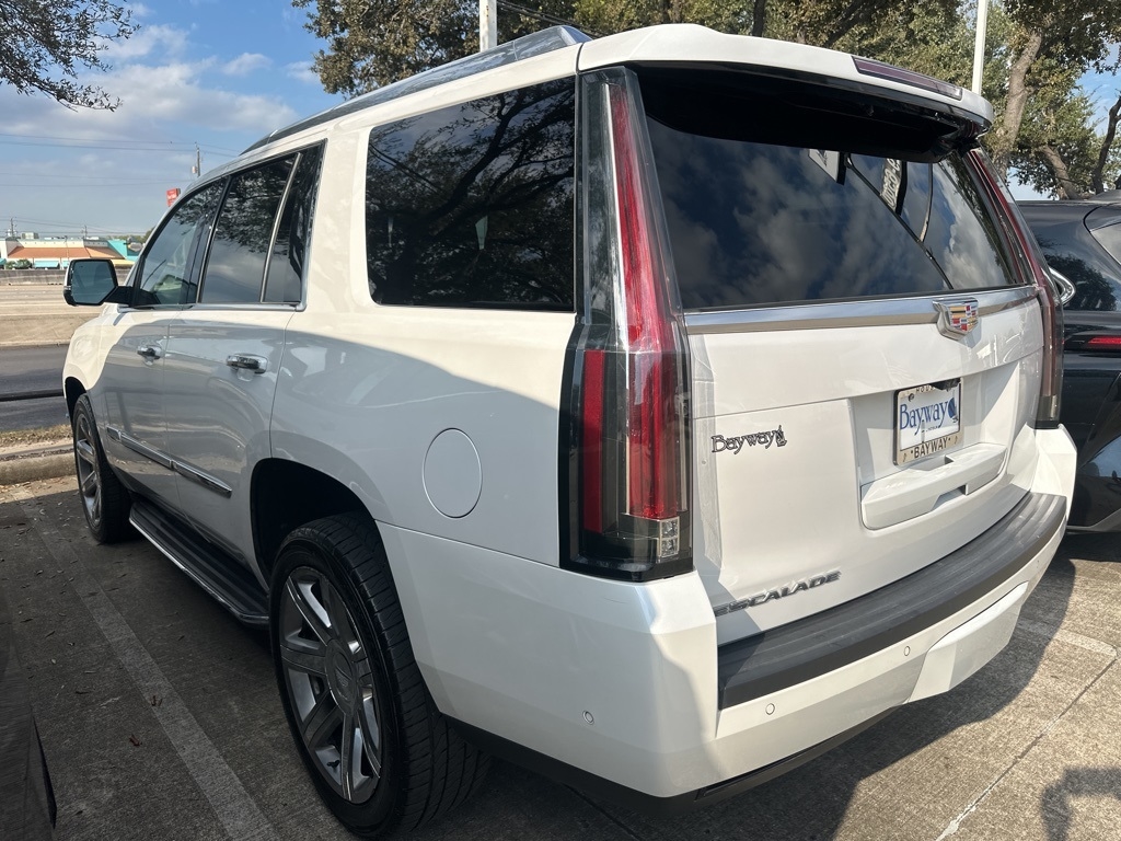 Cadillac Escalade Luxury 2WD 2018 Cadillac Escalade Luxury 2WD 2018
