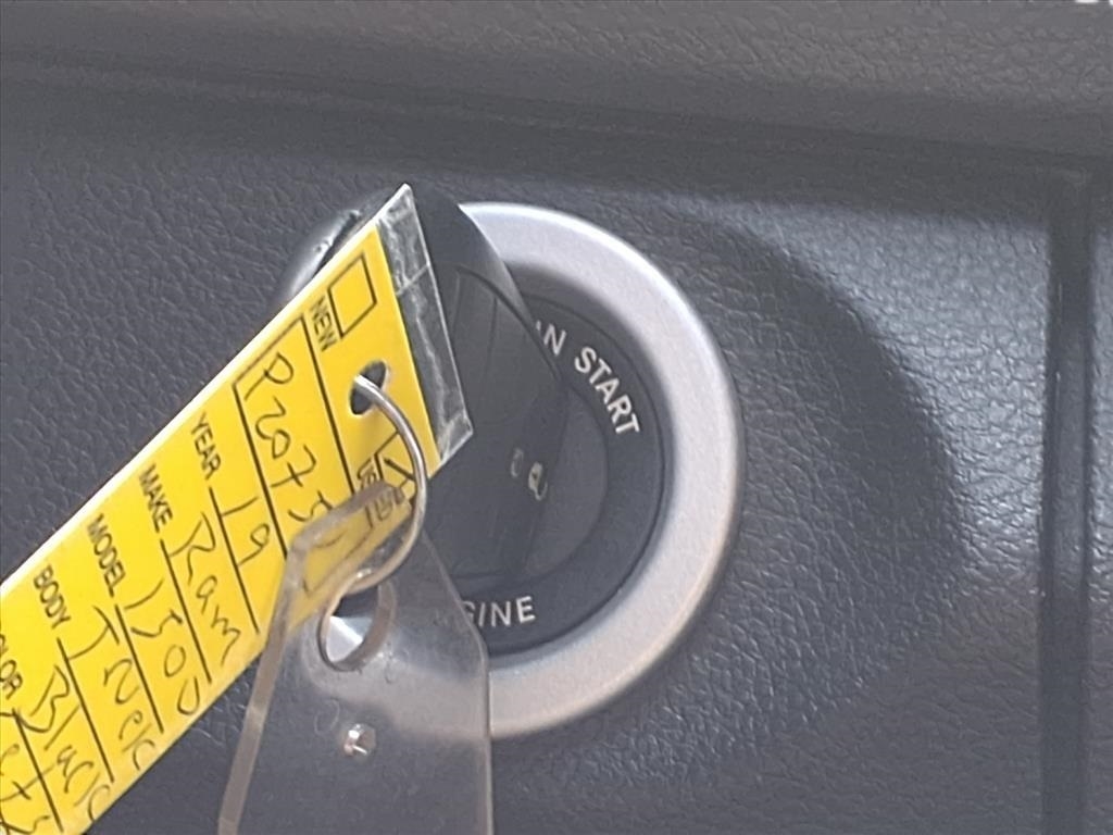 RAM 1500 Classic Tradesman Crew Cab LWB 2WD 2019