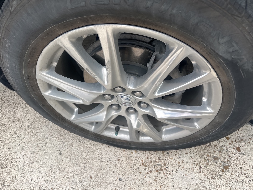 Buick Enclave Premium FWD 2023 Buick Enclave Premium FWD 2023