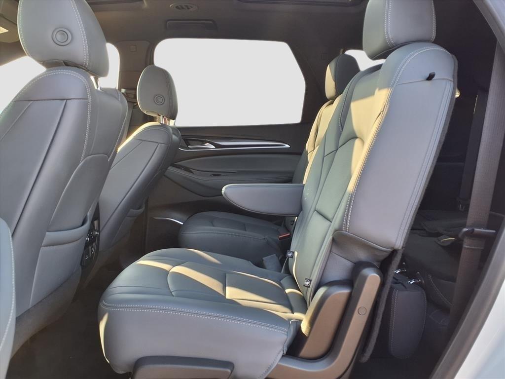 Buick Enclave Premium FWD 2023