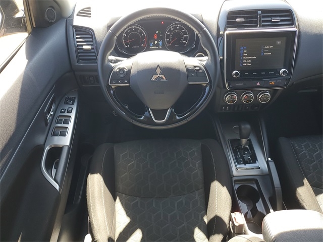 Mitsubishi Outlander Sport 2.0 SE CVT 2021 Mitsubishi Outlander Sport 2.0 SE CVT 2021