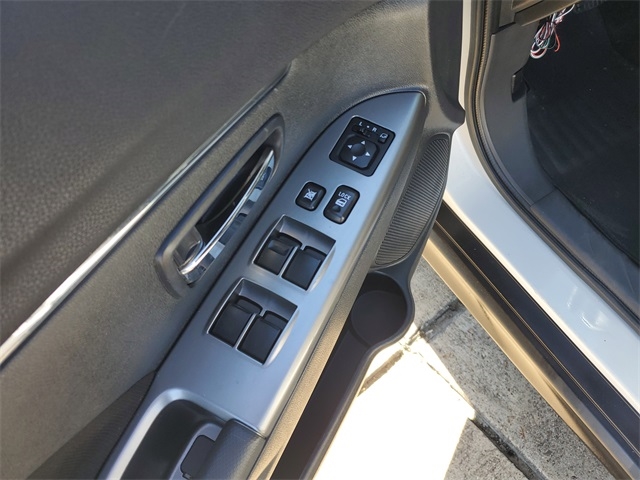 Mitsubishi Outlander Sport 2.0 SE CVT 2021 Mitsubishi Outlander Sport 2.0 SE CVT 2021