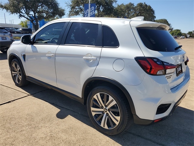 Mitsubishi Outlander Sport 2.0 SE CVT 2021 Mitsubishi Outlander Sport 2.0 SE CVT 2021