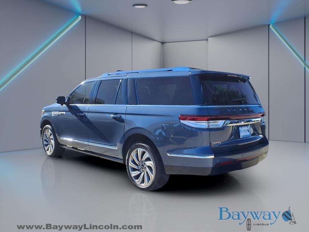 Lincoln Navigator L Reserve 2023 Lincoln Navigator L Reserve 2023
