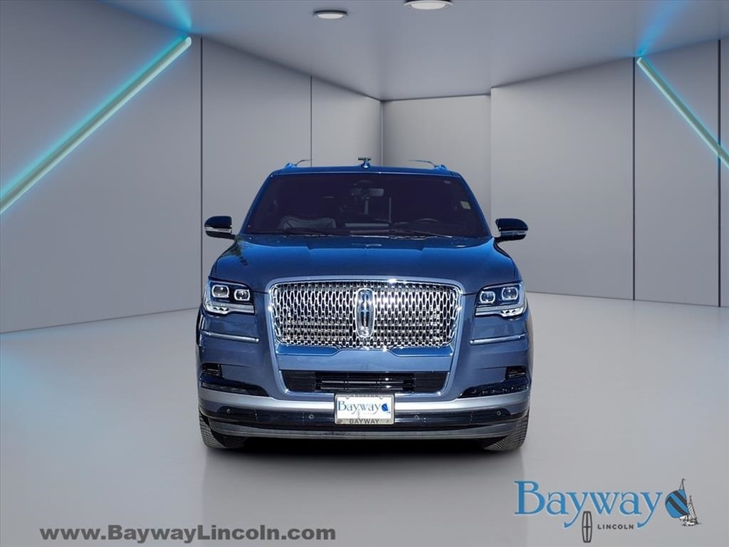 Lincoln Navigator L Reserve 2023 Lincoln Navigator L Reserve 2023
